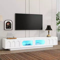 Meuble TV blanc avec portes en verre cannelé Console multimédia à LED