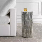 Table d'appoint en nickel noir poli